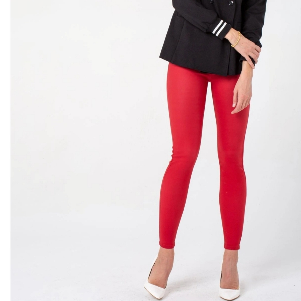 ONLY 2 LEFT! NWT Red Liverpool Jeans Abby Skinny Jean - Picture 3 of 4